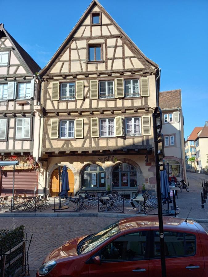 Colmar: Studio Dans Le Centre Historique Leilighet Eksteriør bilde