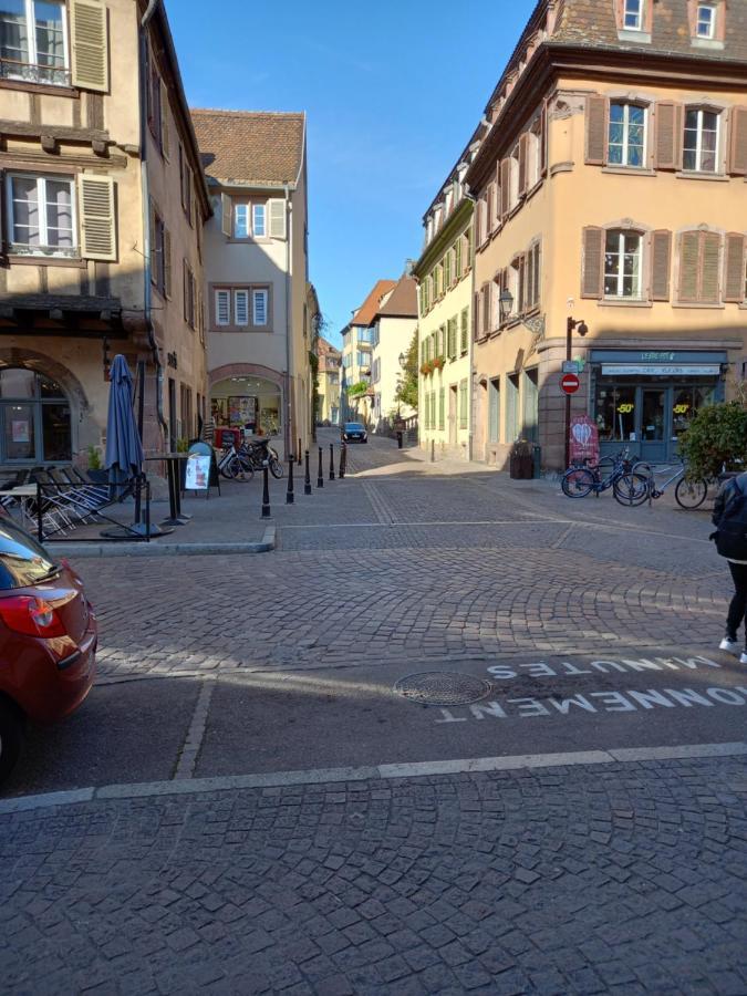 Colmar: Studio Dans Le Centre Historique Leilighet Eksteriør bilde